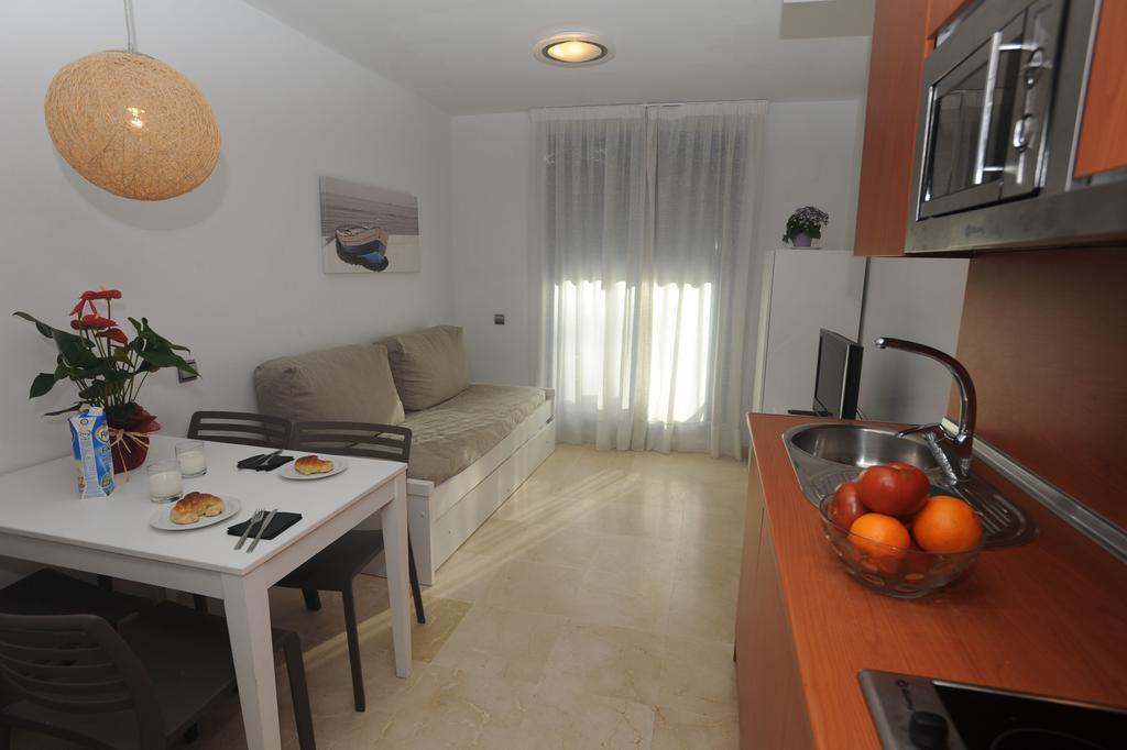 Renthas Benalmadena Playa Apartamento Habitación foto